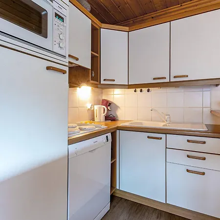 Familial - 2 Chambres, Balcon, Proche Pistes, - Fr-1-355-96